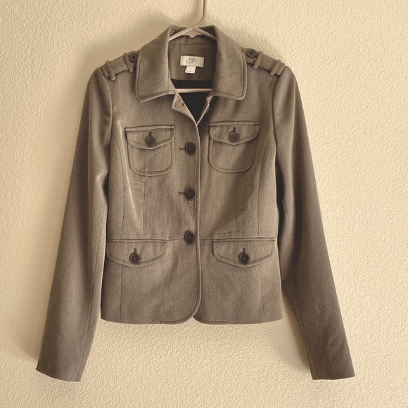 LOFT Tops - Ann Taylor Loft Suit/Jacket Top size 2